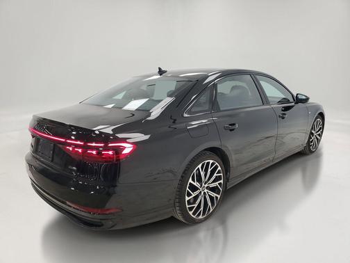 2023 Audi A8 L 55 TFSI quattro Tiptronic