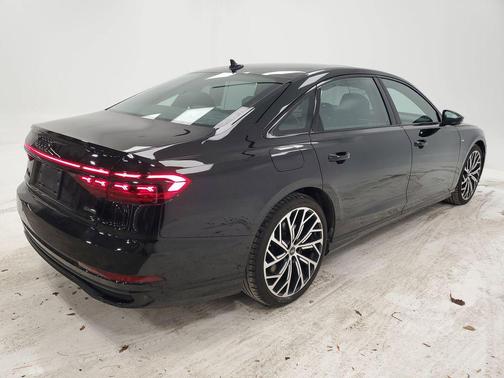 2023 Audi A8 L 55 TFSI quattro Tiptronic