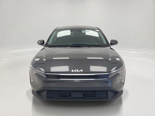 Interstellar Gray 2025 Kia K4 LXS