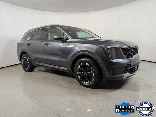 Gravity Grey 2024 Kia Sorento S