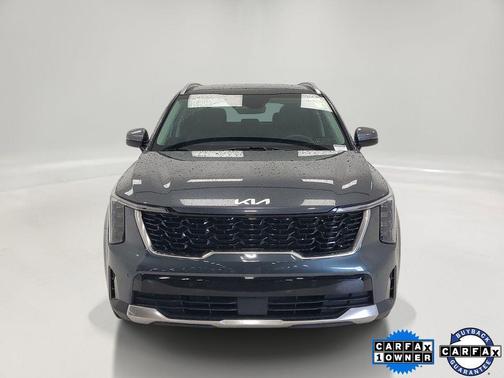 Gravity Grey 2024 Kia Sorento S