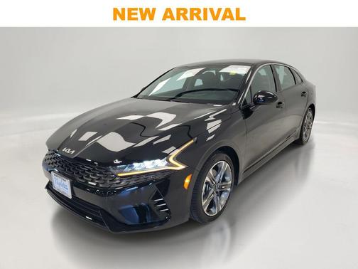 Ebony Black 2024 Kia K5 EX