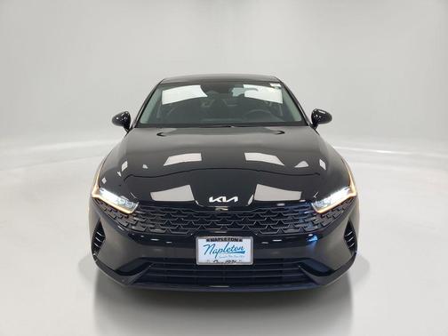 Ebony Black 2024 Kia K5 EX