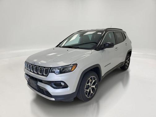 Silver Zynith Metallic Clearcoat 2025 Jeep Compass Limited