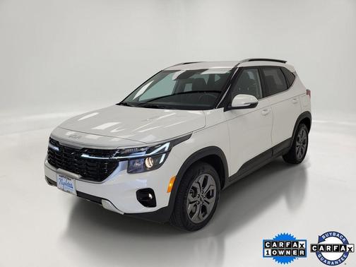 Snow White Pearl 2024 Kia Seltos S