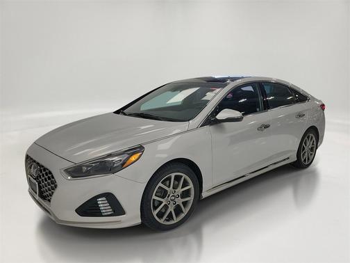 2019 Hyundai SONATA Limited 2.0T