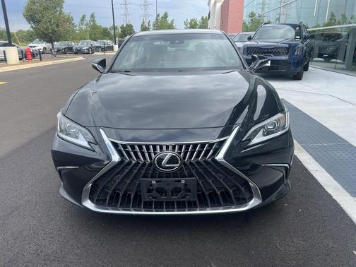 2022 Lexus ES 350 Base