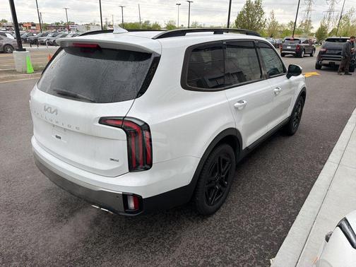 Glacial White Pearl 2023 Kia Telluride EX X-Line