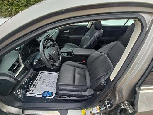 2019 Lexus ES 350 Base