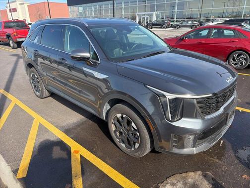 2024 Kia Sorento S
