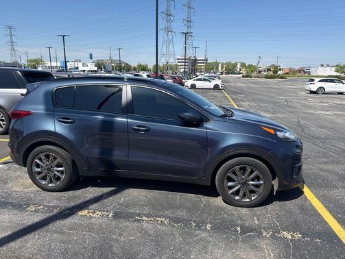 Pacific Blue 2022 Kia Sportage S