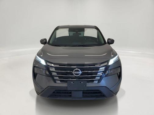 Gun Metallic 2025 Nissan Rogue SV