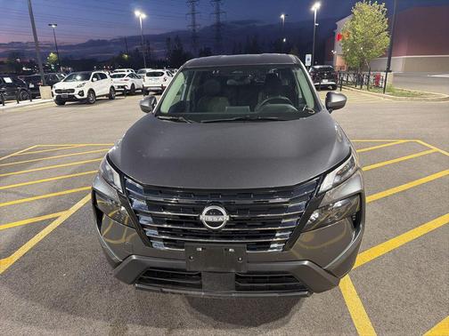 Gun Metallic 2025 Nissan Rogue SV