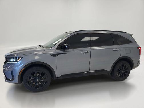 Everlasting Silver 2023 Kia Sorento SX
