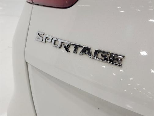 2022 Kia Sportage EX