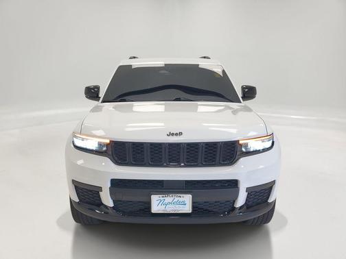 Bright White Clearcoat 2021 Jeep Grand Cherokee L Altitude