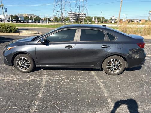 2023 Kia Forte LXS