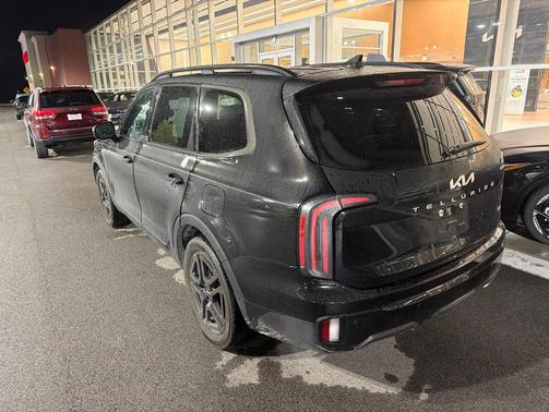 Ebony Black 2024 Kia Telluride SX Prestige X-Line