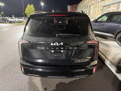Ebony Black 2024 Kia Telluride SX Prestige X-Line
