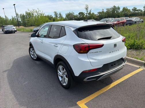 Summit White 2025 Buick Encore GX Preferred