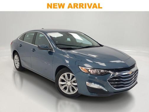 Lakeshore Blue Metallic 2024 Chevrolet Malibu FWD 1LT