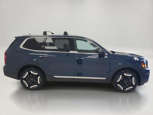Midnight Lake Blue 2025 Kia Telluride S