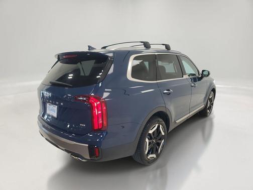 Midnight Lake Blue 2025 Kia Telluride S