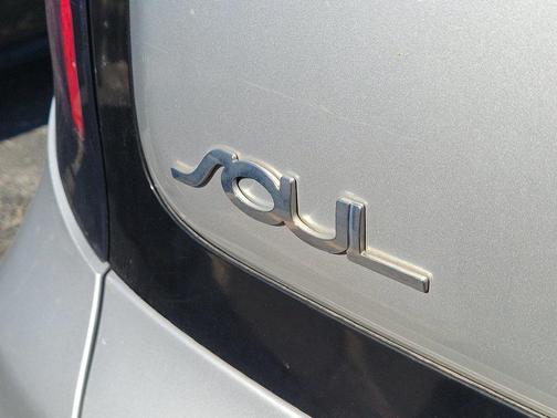 Bright Silver 2019 Kia Soul Base