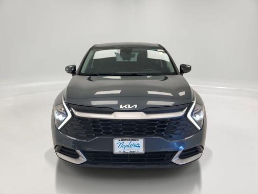 Gravity Gray 2023 Kia Sportage LX