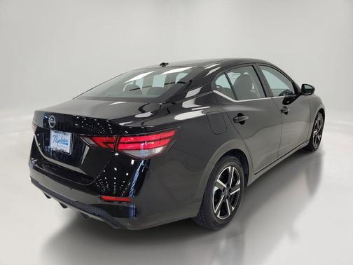 Super Black 2025 Nissan Sentra SV