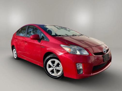 2010 Toyota Prius III