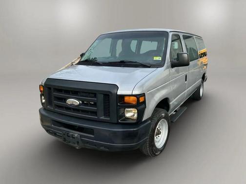 2014 Ford E350 Super Duty XL