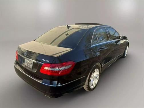 2010 Mercedes-Benz E-Class E 350 4MATIC Sedan 4D
