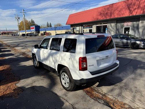 2016 Jeep Patriot Sport