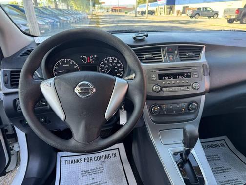 2014 Nissan Sentra S 4dr Sedan CVT