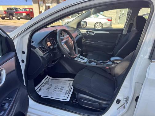 2014 Nissan Sentra S 4dr Sedan CVT