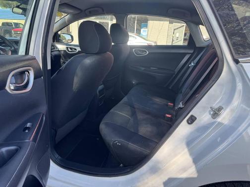 2014 Nissan Sentra S 4dr Sedan CVT