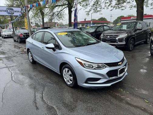 2018 Chevrolet Cruze LS