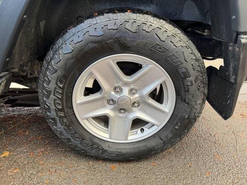 2015 Jeep Wrangler Sport