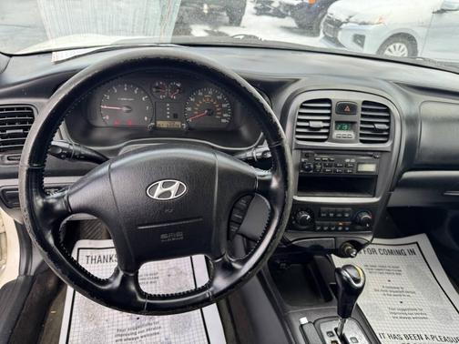 2004 Hyundai SONATA Base