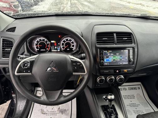 2020 Mitsubishi Outlander Sport SE