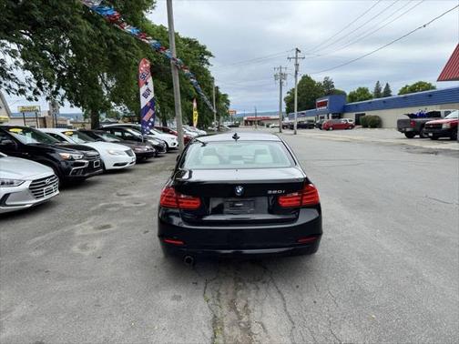 2015 BMW 320 i