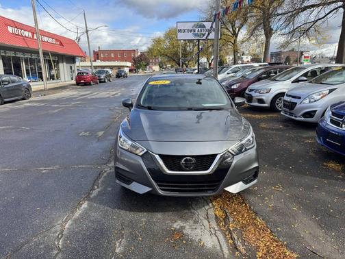 2021 Nissan Versa 1.6 SV