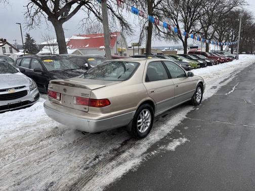 2001 Toyota Camry LE V6