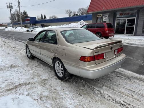 2001 Toyota Camry LE V6