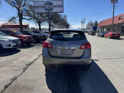 Brown 2015 Nissan Rogue Select S