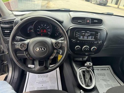 2017 Kia Soul Base