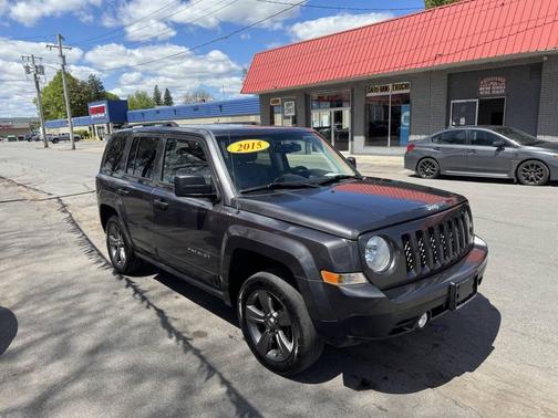 Gray 2015 Jeep Patriot Latitude