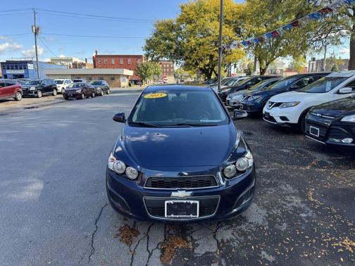 2015 Chevrolet Sonic LT