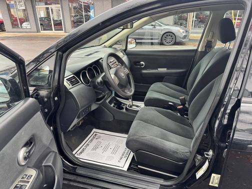 2012 Nissan Versa 1.8 S